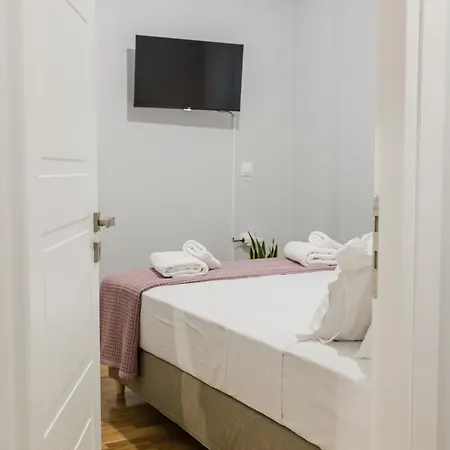 Ferienwohnung The Little Pigeon - Pink Ioannina Exterior foto
