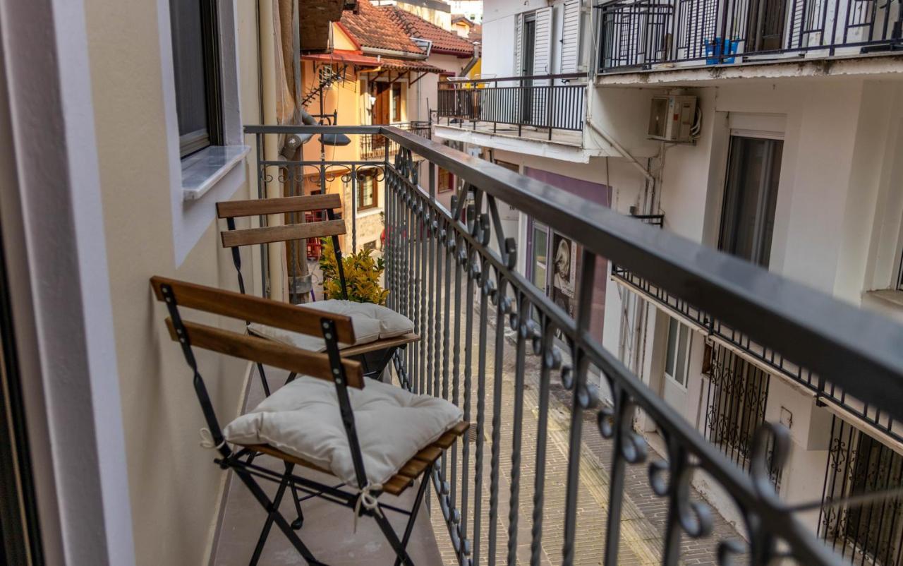 The Little Pigeon - Pink Ioannina